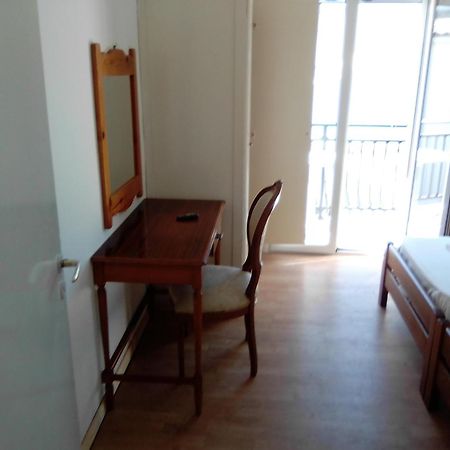 Georgia Beach Apartments Mesongí エクステリア 写真